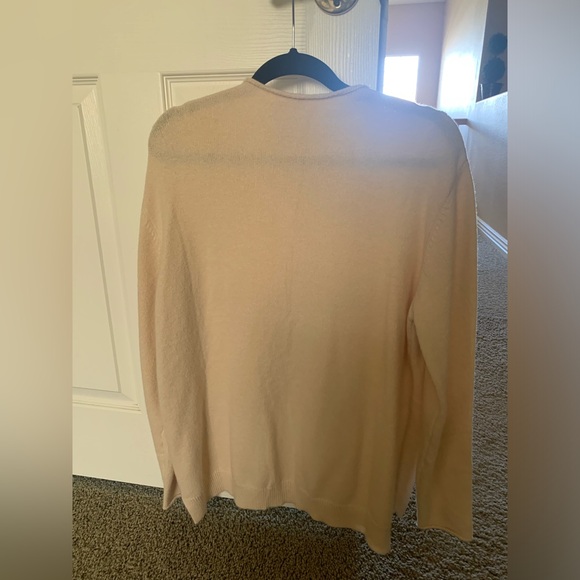 Women’s size small, cream colored easel pull over sweater. Like new. - Picture 3 of 5